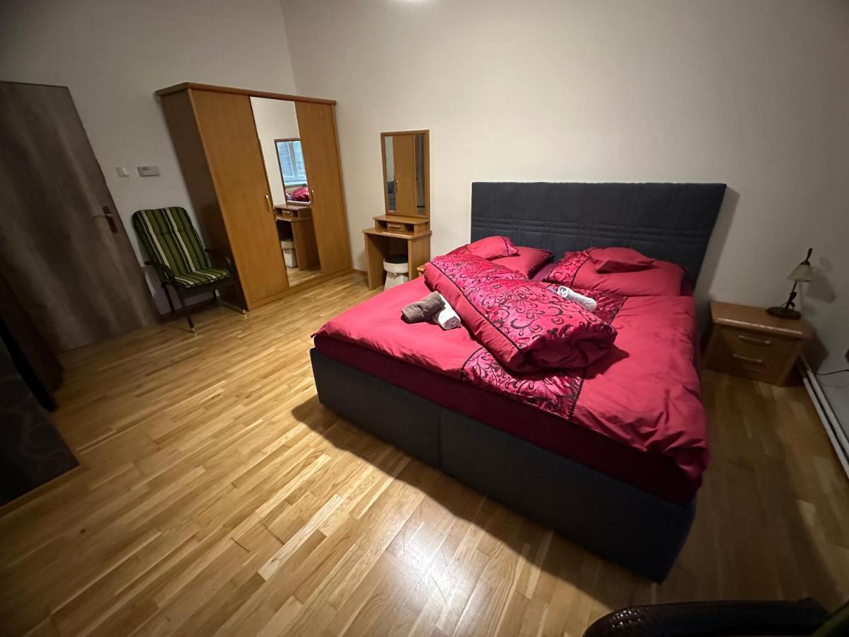 Sonja Holiday Home 俄斯特拉发 外观 照片
